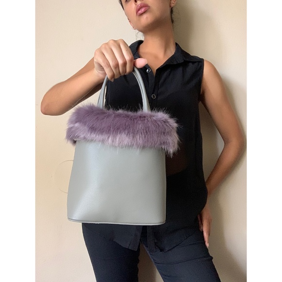 Vegan Leather/ Faux Fur Top Handle Handbag - Grey - Picture 4 of 7